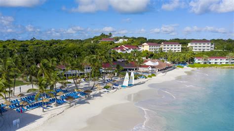 Antigua pineapple beach club - View deals for Pineapple Beach Club Antigua - Adults Only – All Inclusive, including fully refundable rates with free cancellation. Guests enjoy the beach locale. Long Bay is minutes away. WiFi, parking, and an evening social are free at this property.